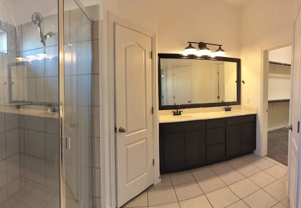 1000 Farm House Cove Hutto, TX 78634