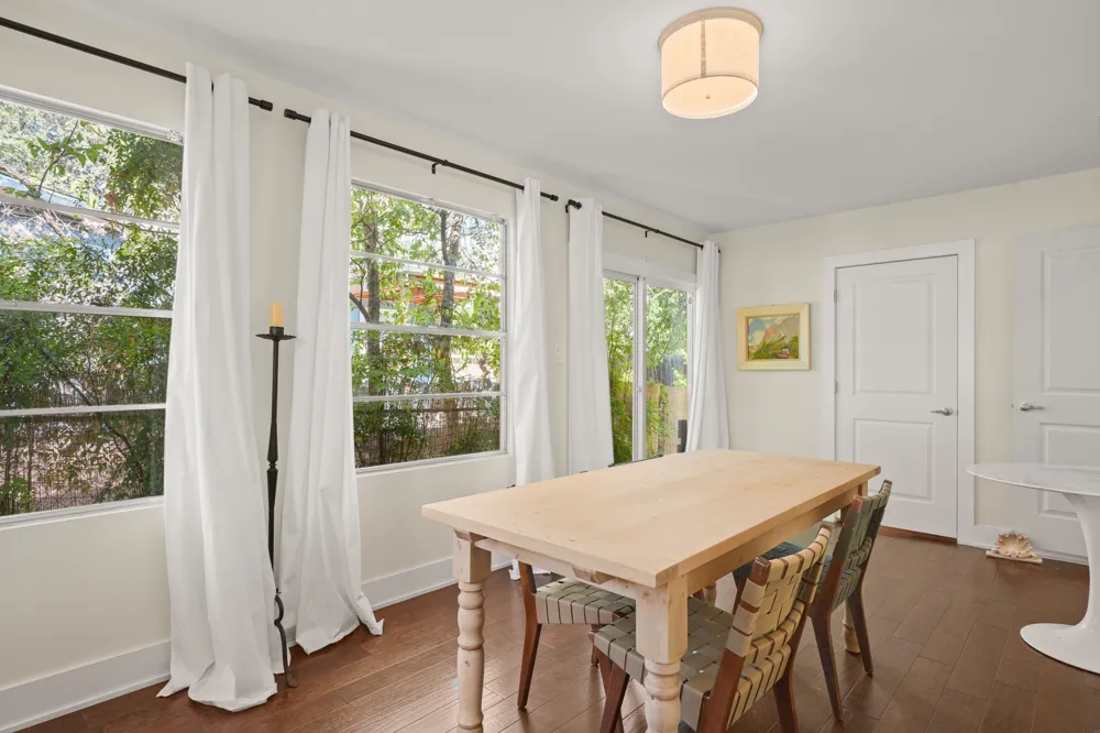 1110 W Oltorf Street Austin, TX 78704