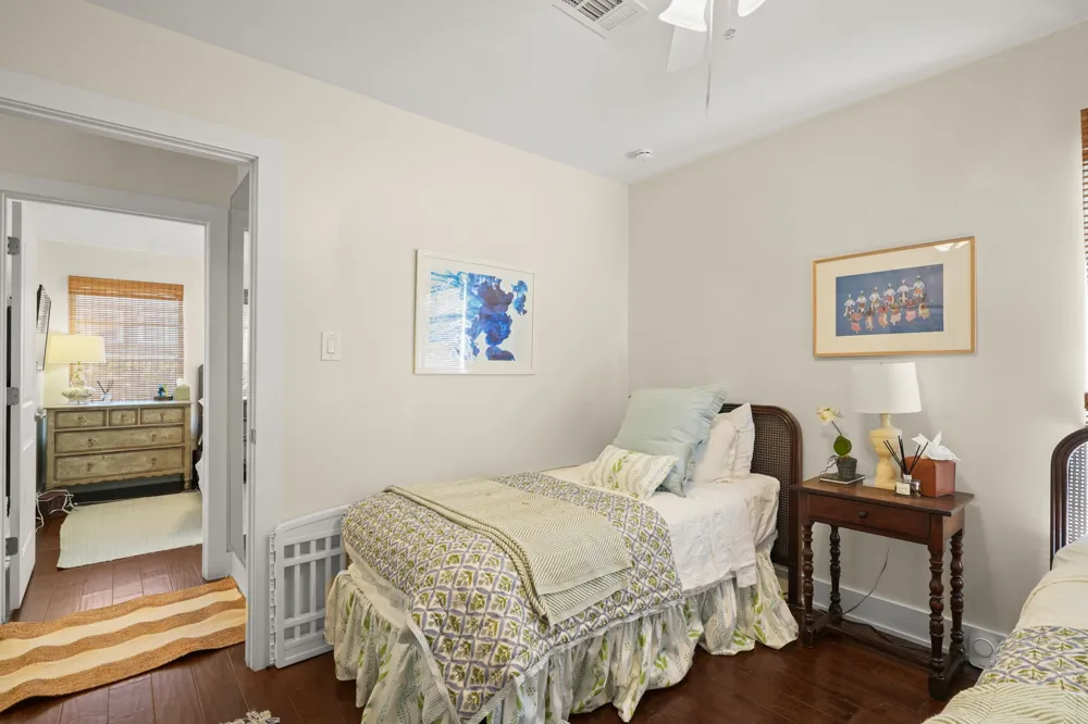 1110 W Oltorf Street Austin, TX 78704