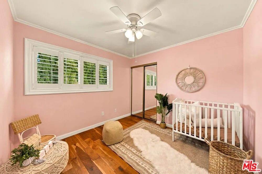 19230 Cheyenne Street Porter Ranch, CA 91326