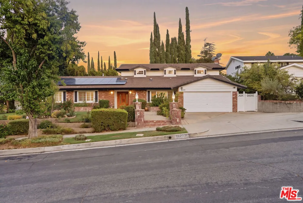 19230 Cheyenne Street Porter Ranch, CA 91326
