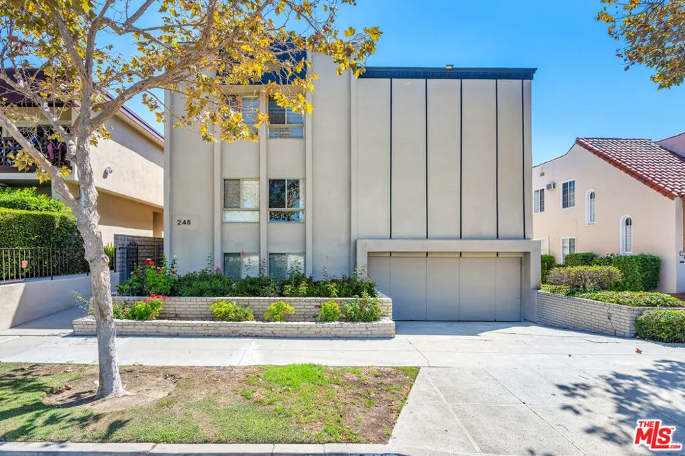248 S Rexford Drive #4 Beverly Hills, CA 90212