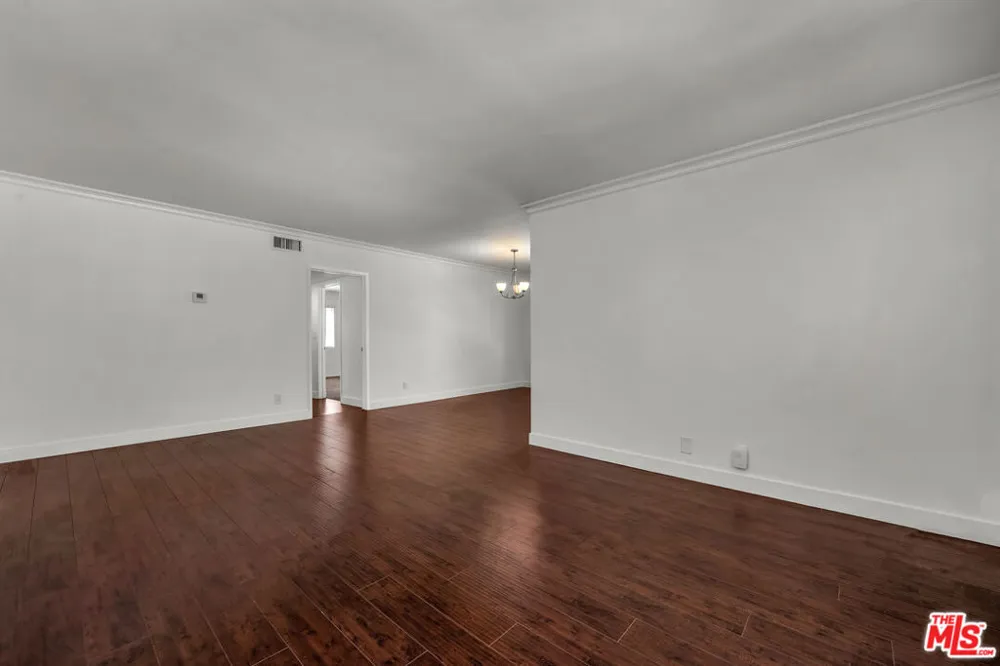 248 S Rexford Drive #4 Beverly Hills, CA 90212
