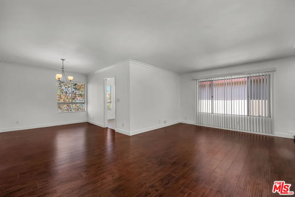 248 S Rexford Drive #4 Beverly Hills, CA 90212