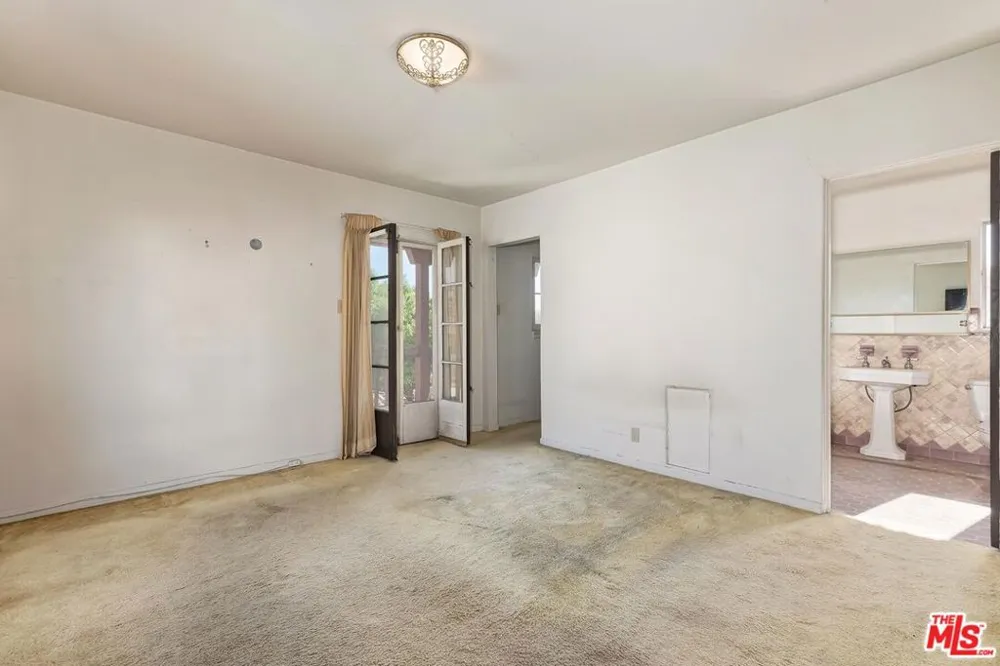 10524 Wilkins Avenue Los Angeles, CA 90024
