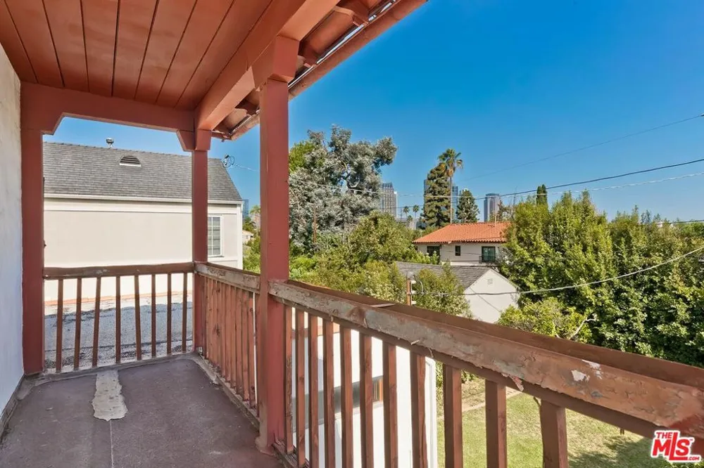 10524 Wilkins Avenue Los Angeles, CA 90024