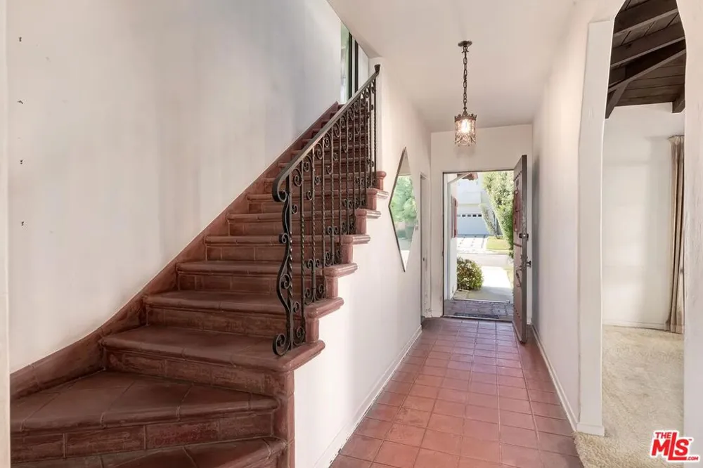 10524 Wilkins Avenue Los Angeles, CA 90024