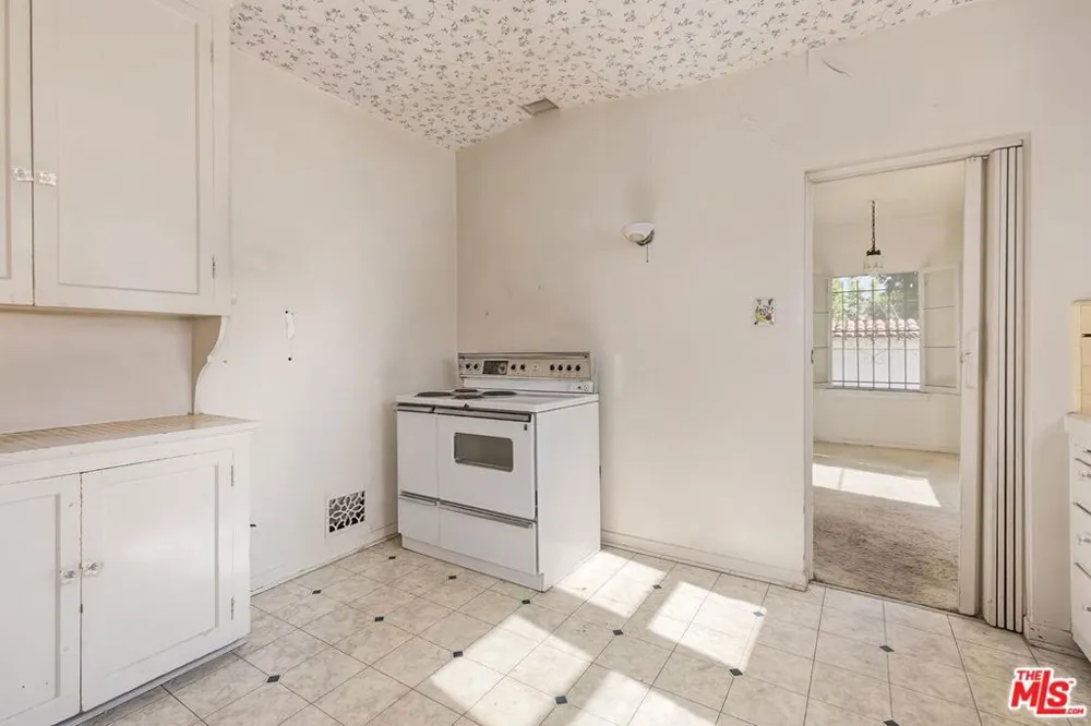 10524 Wilkins Avenue Los Angeles, CA 90024