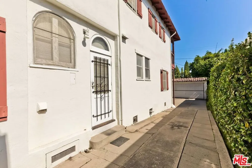 10524 Wilkins Avenue Los Angeles, CA 90024