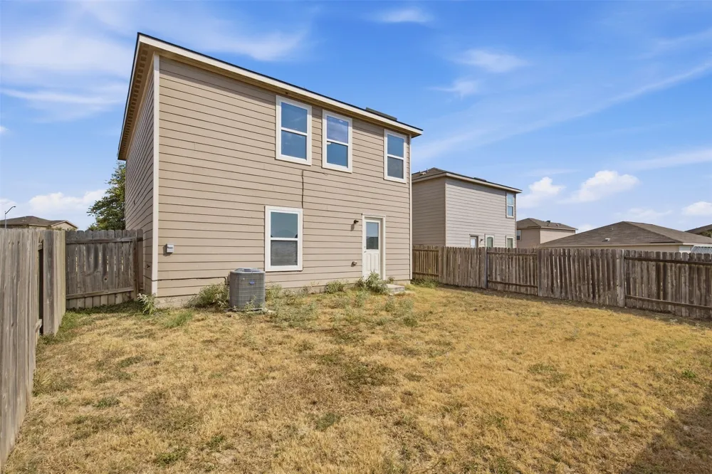 1013 Woodward Court Court Jarrell, TX 76537