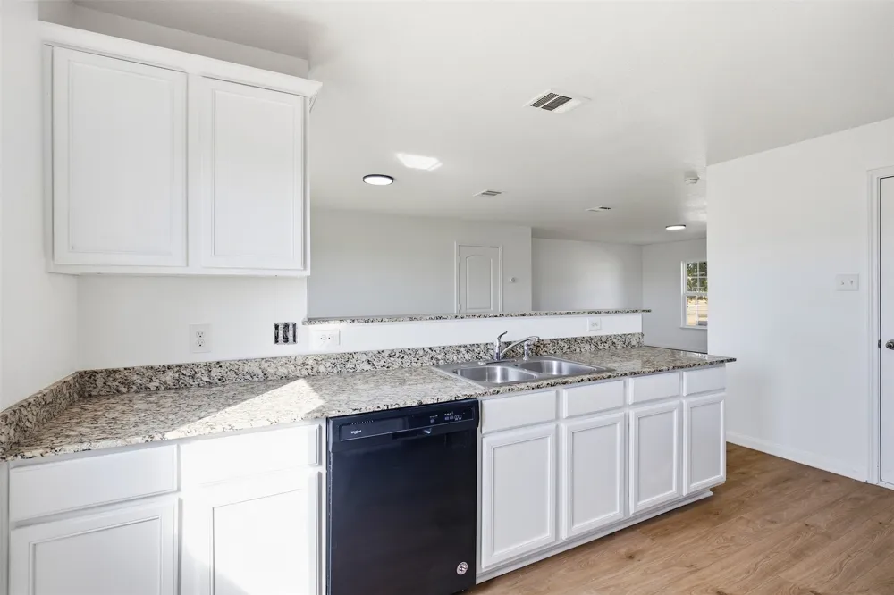 1013 Woodward Court Court Jarrell, TX 76537