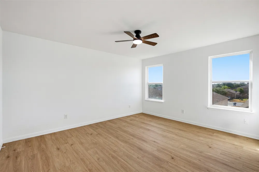 1013 Woodward Court Court Jarrell, TX 76537