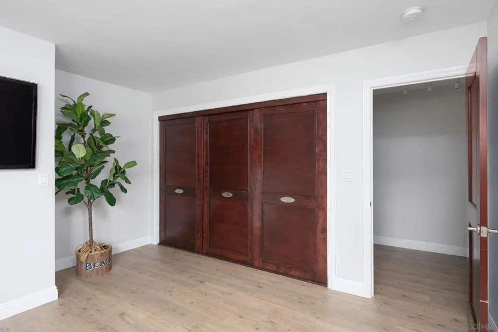 1879 Caminito Ascua La Jolla, CA 92037
