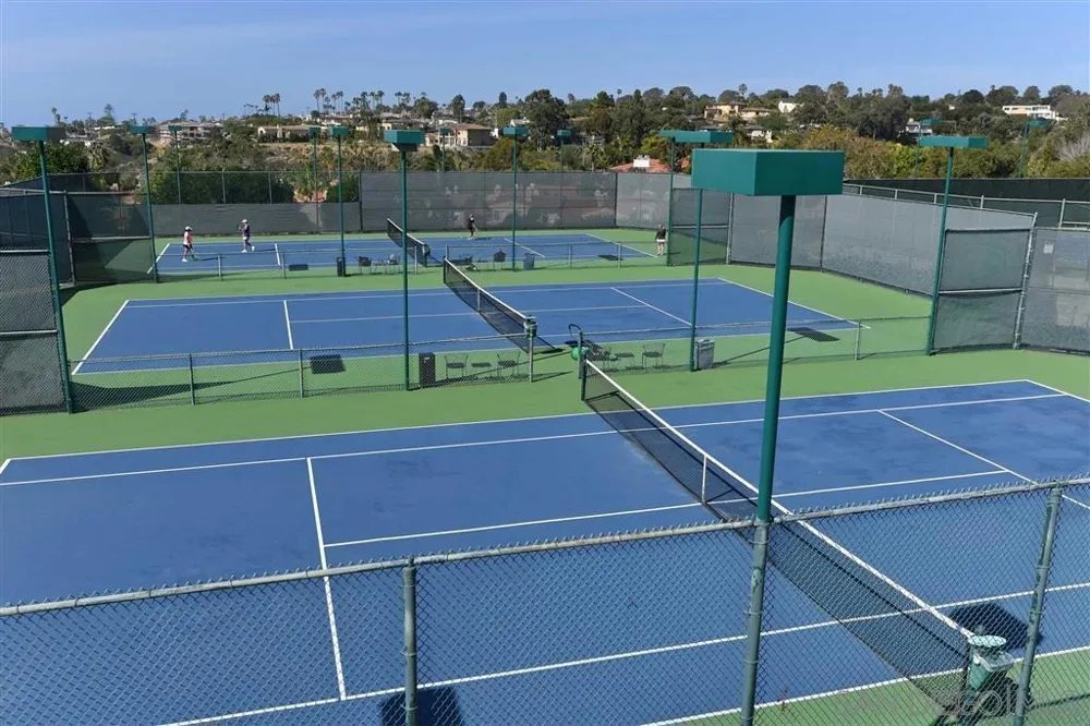 1879 Caminito Ascua La Jolla, CA 92037