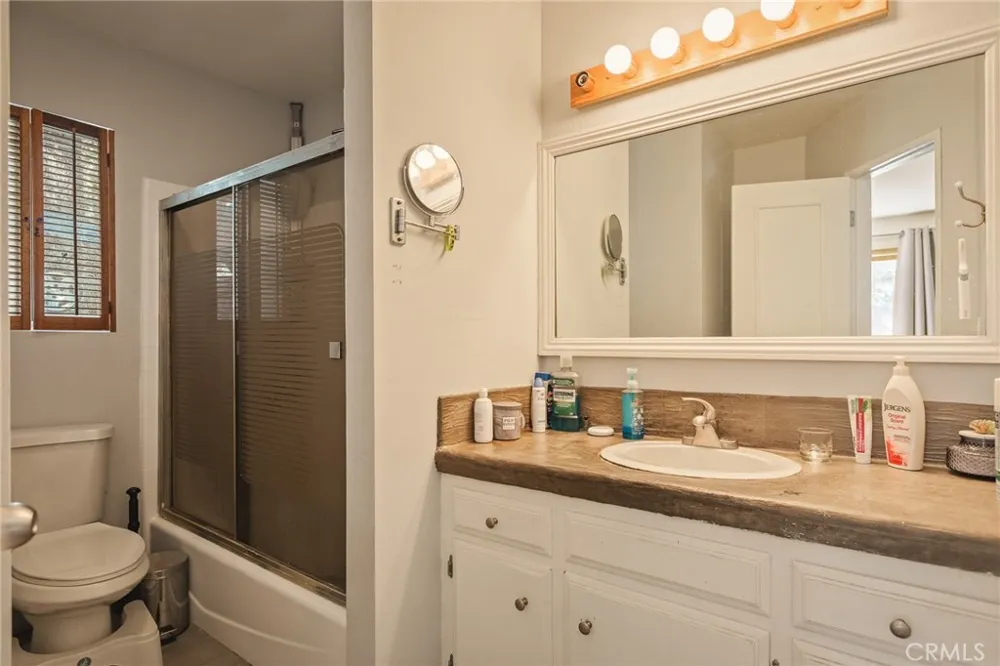 1214 Aleutian Lake Arrowhead, CA 92352