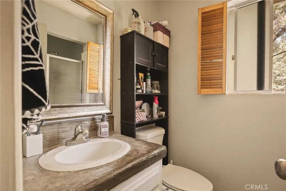 1214 Aleutian Lake Arrowhead, CA 92352