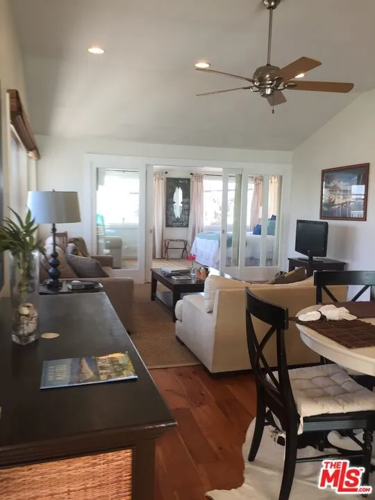 3952 Las Flores Canyon Road Malibu, CA 90265