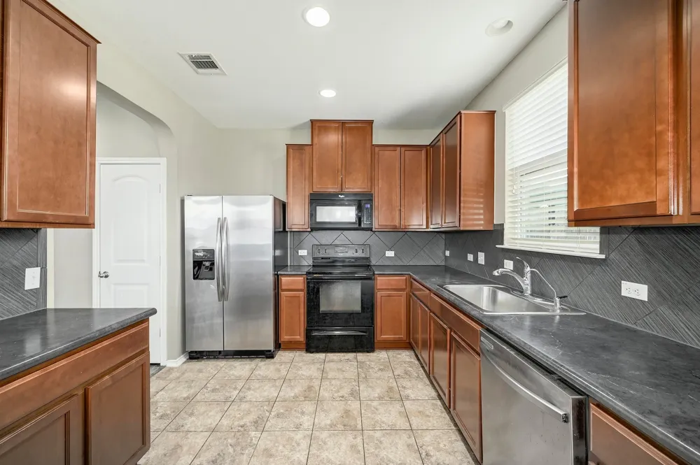 191 Cushman Drive Kyle, TX 78640