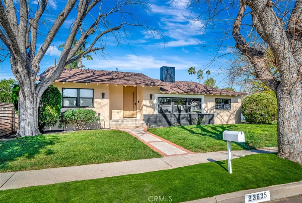 23635 Marylee st Woodland Hills, CA 91367