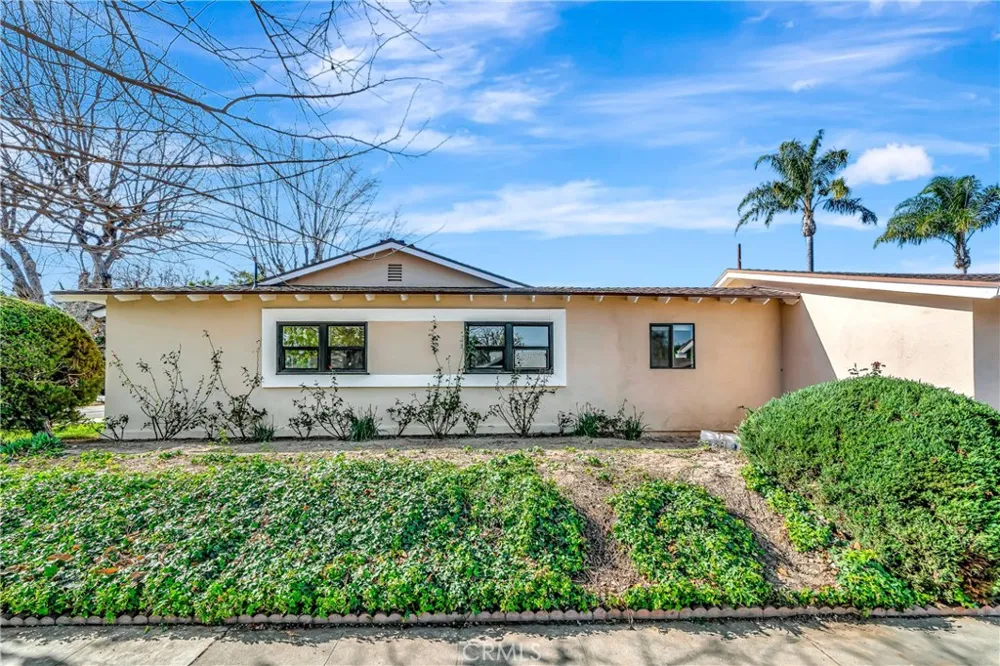 23635 Marylee st Woodland Hills, CA 91367