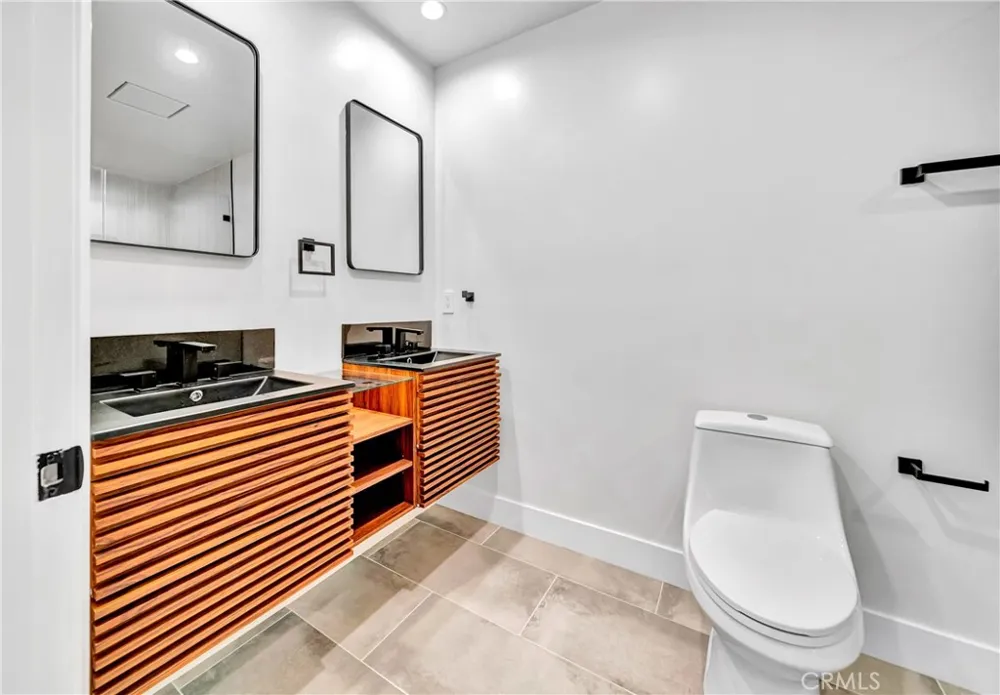 23635 Marylee st Woodland Hills, CA 91367