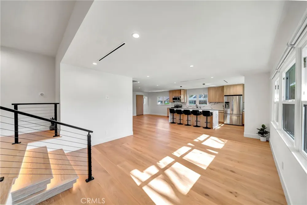 23635 Marylee st Woodland Hills, CA 91367
