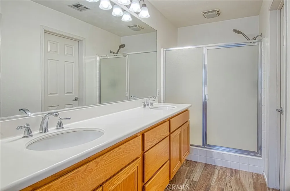 808 Terra Bella Irvine, CA 92602