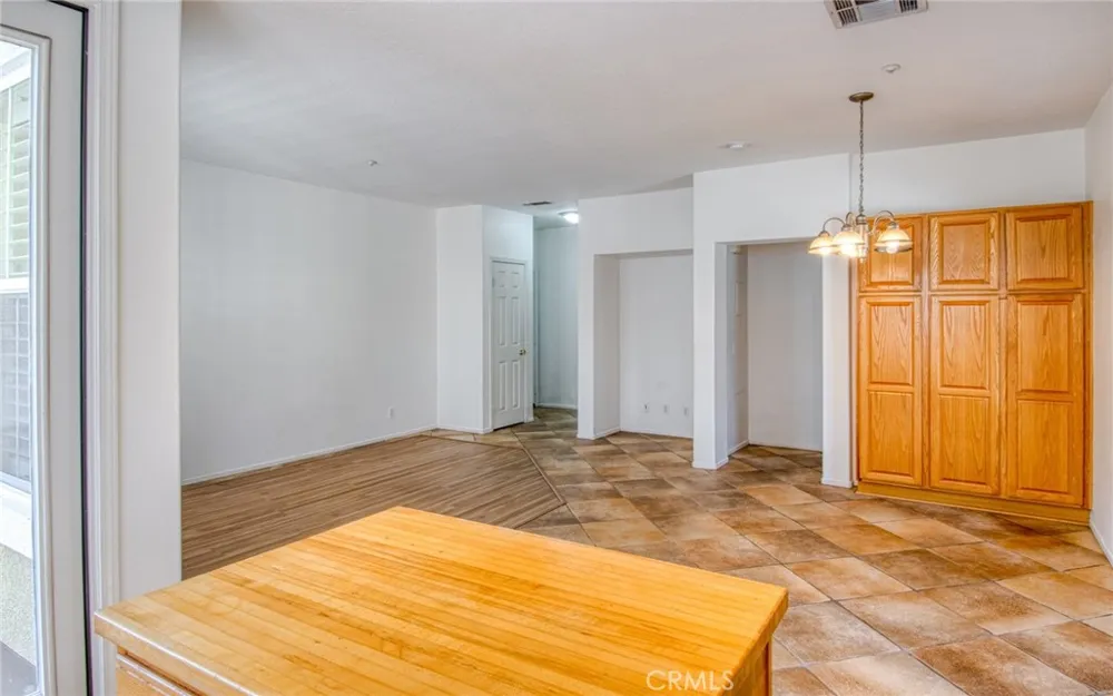 808 Terra Bella Irvine, CA 92602