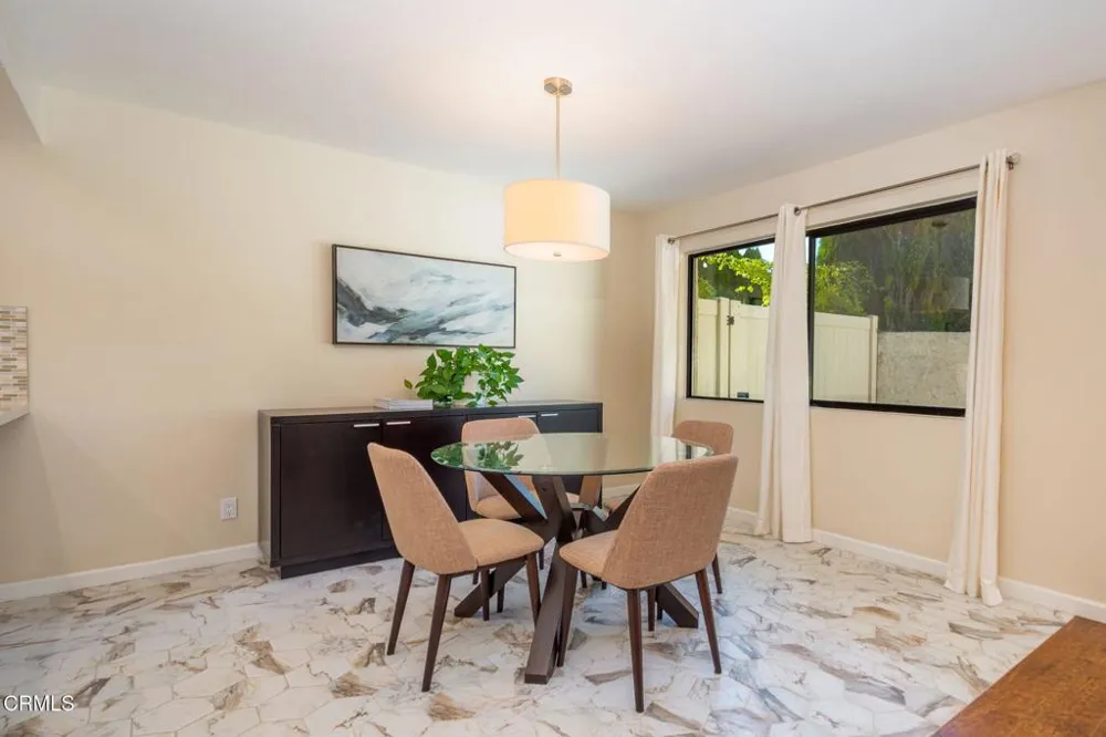 2029 Shoemaker Lane Thousand Oaks, CA 91320