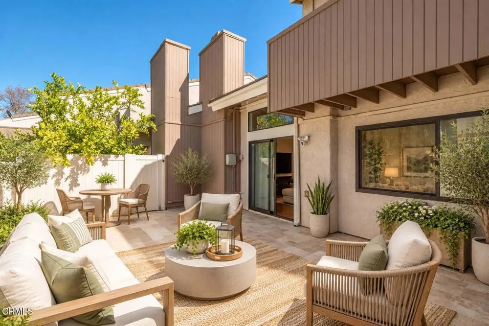 2029 Shoemaker Lane Thousand Oaks, CA 91320