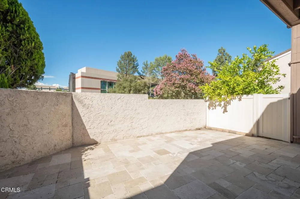 2029 Shoemaker Lane Thousand Oaks, CA 91320