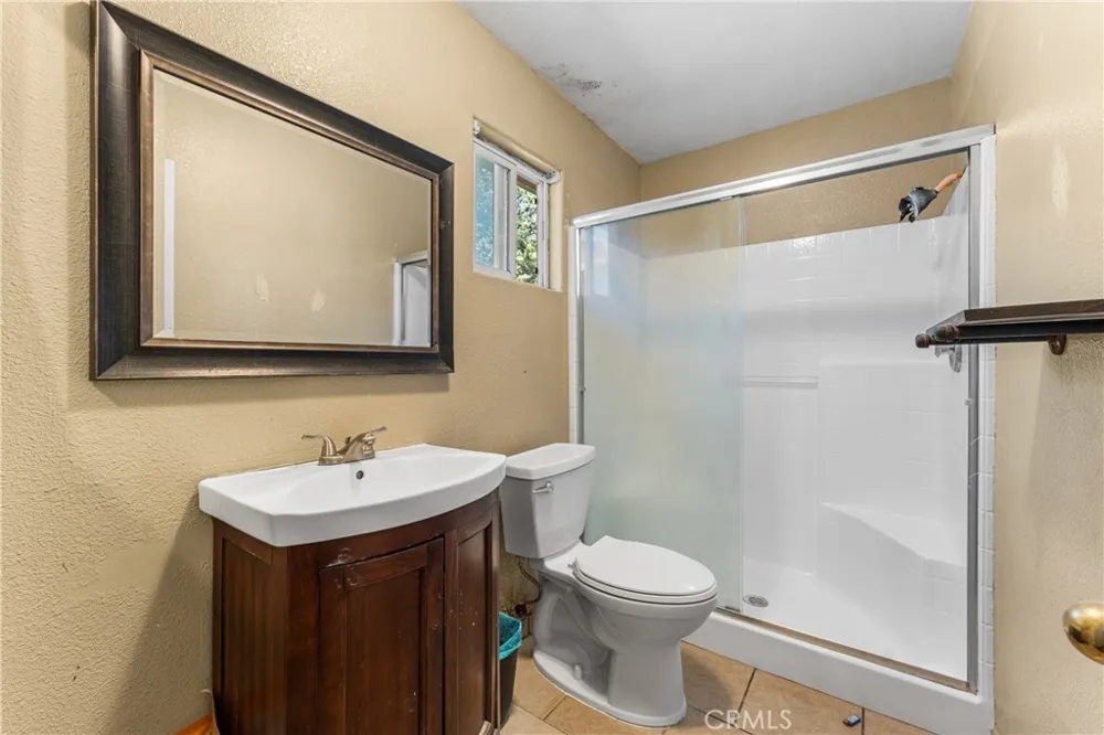 6606 Cerralvo Bakersfield, CA 93307