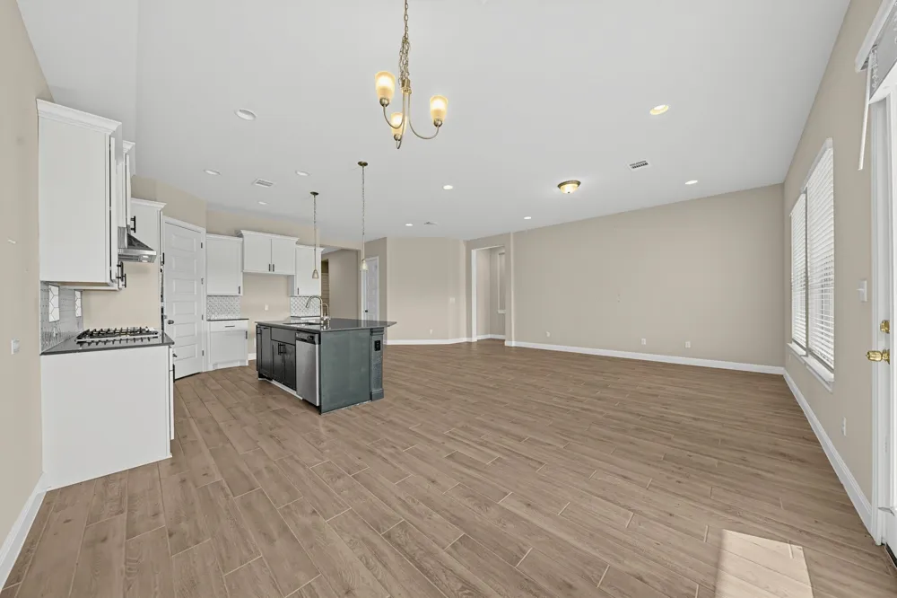 734 Treadwell Lane Kyle, TX 78640