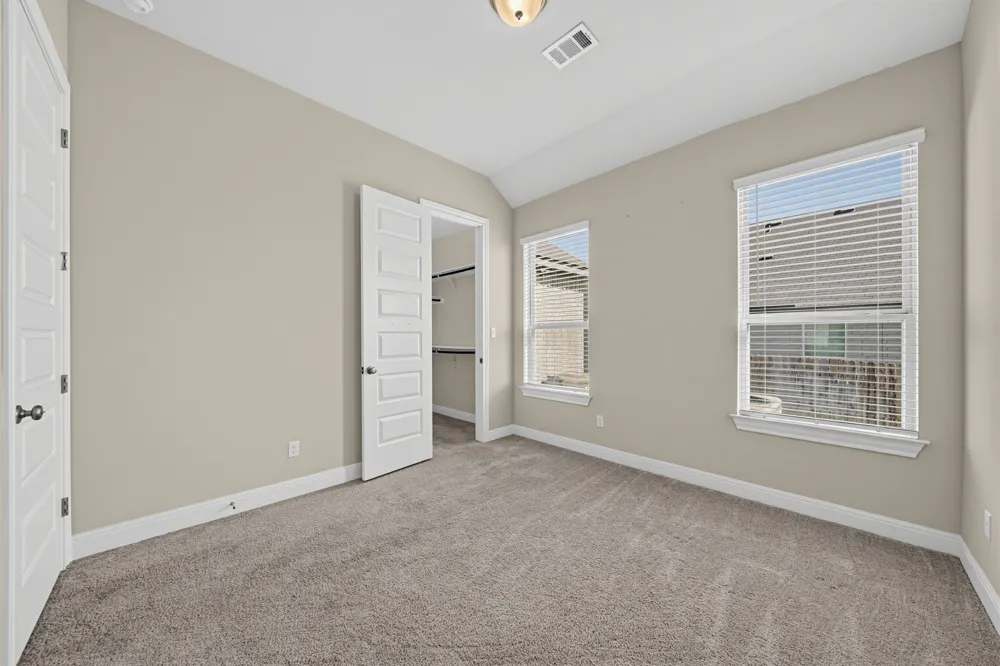 734 Treadwell Lane Kyle, TX 78640