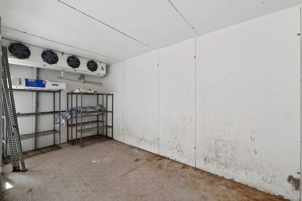 708 W 8th Street Hearne, TX 77859