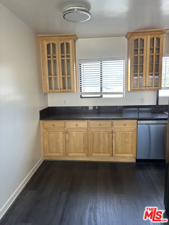 14311 Magnolia Boulevard Los Angeles, CA 91423
