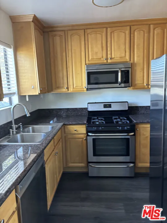 14311 Magnolia Boulevard Los Angeles, CA 91423