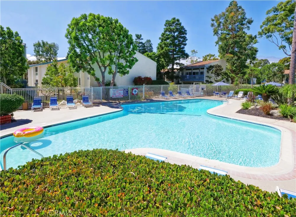 822 Camino Real #202 Redondo Beach, CA 90277