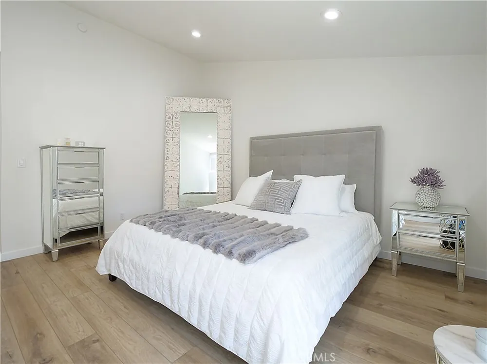 822 Camino Real #202 Redondo Beach, CA 90277
