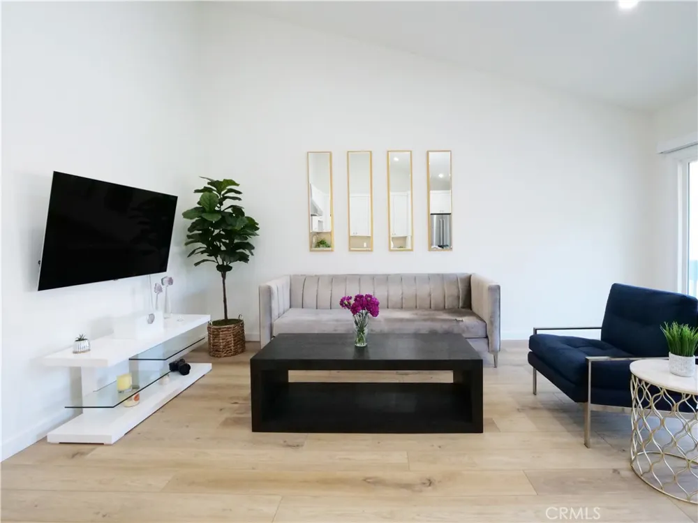 822 Camino Real #202 Redondo Beach, CA 90277