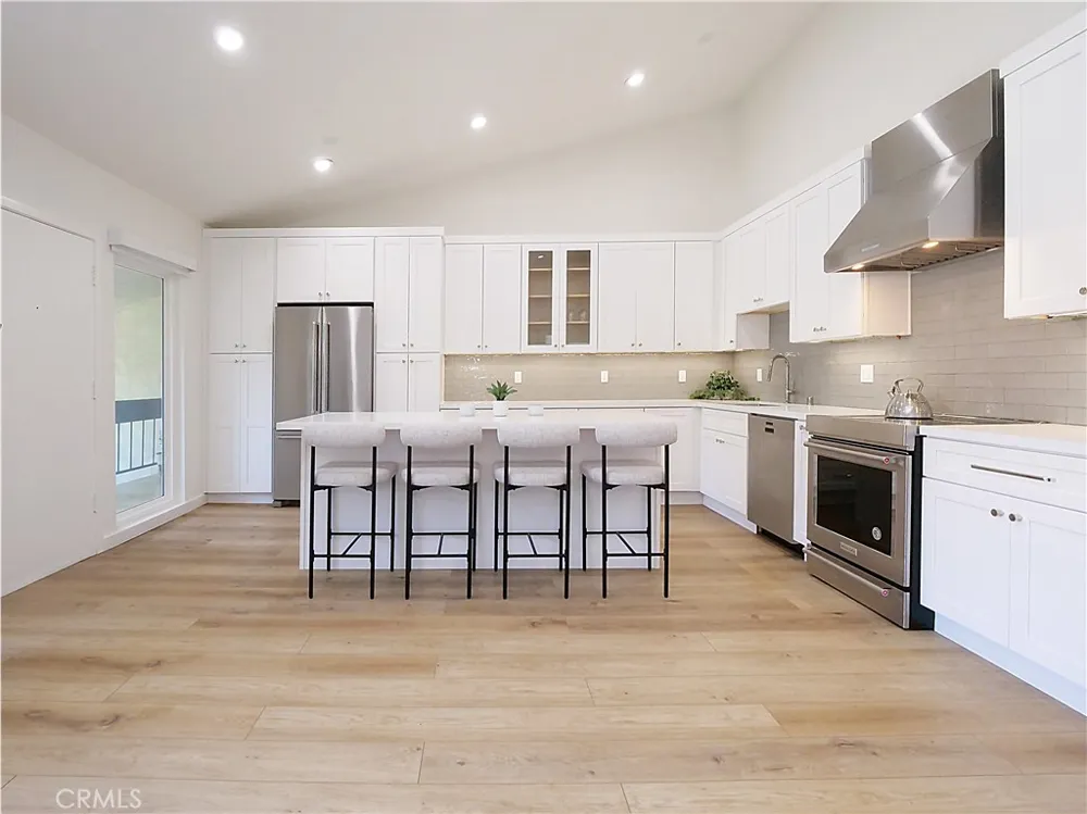 822 Camino Real #202 Redondo Beach, CA 90277