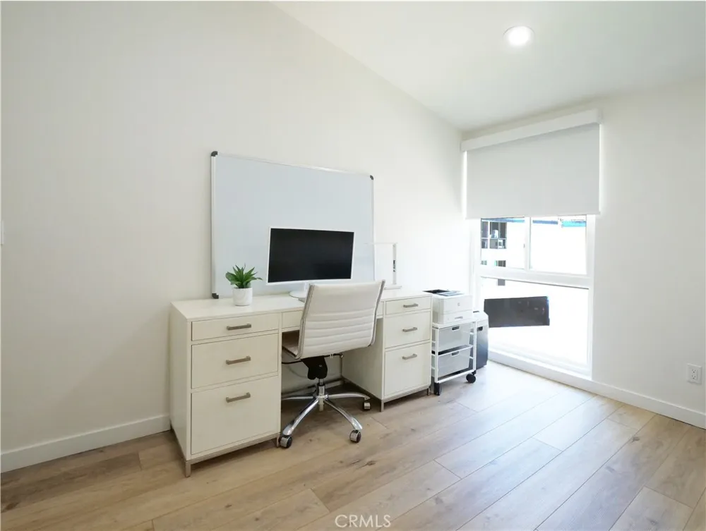 822 Camino Real #202 Redondo Beach, CA 90277