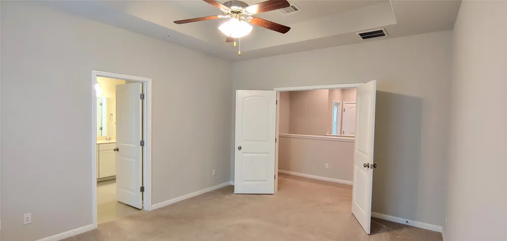 7220 Wyoming Springs Drive #902 Round Rock, TX 78681