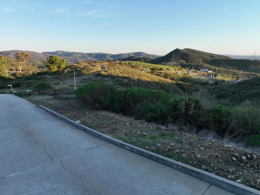 Golden Eagle Trail San Marcos, CA 92078