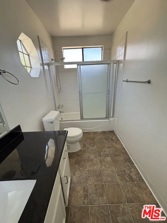 14311 Magnolia Boulevard Los Angeles, CA 91423