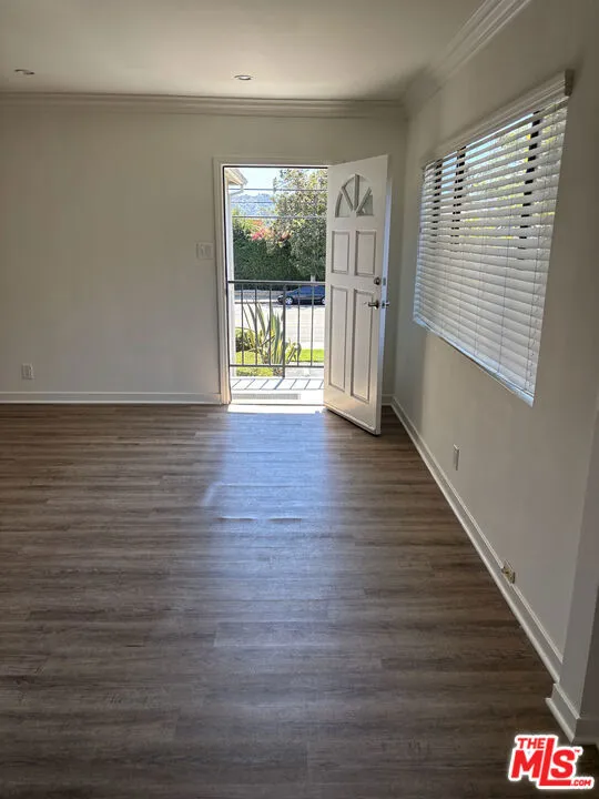 14311 Magnolia Boulevard Los Angeles, CA 91423