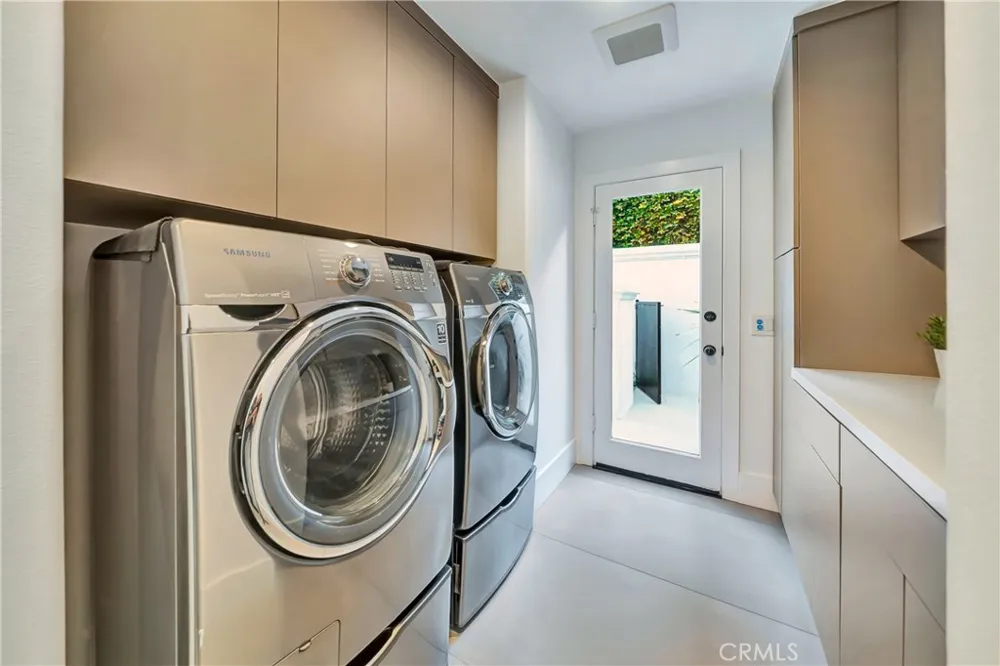 3793 Camino Codorniz Calabasas, CA 91302