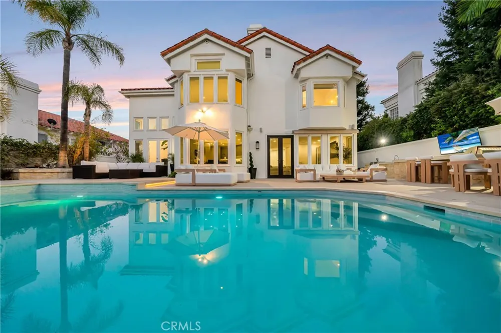3793 Camino Codorniz Calabasas, CA 91302