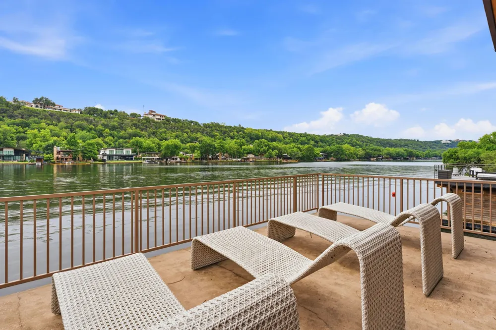 3605 Robbins Road Austin, TX 78730