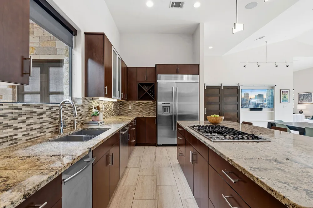 3605 Robbins Road Austin, TX 78730